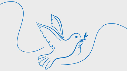 Symbole universel de paix, la colombe blanche reflète les idéaux de l'Université pour la Paix, dédiée à promouvoir un monde plus harmonieux et juste