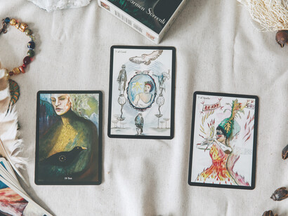 La astrología es el arte de interpretar la configuración y ubicación relativa de los astros y sus constelaciones