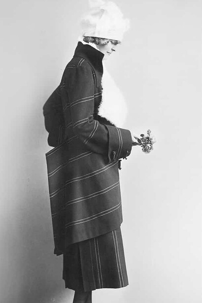A Viennese Attire. Courtesy of Leopold Museum