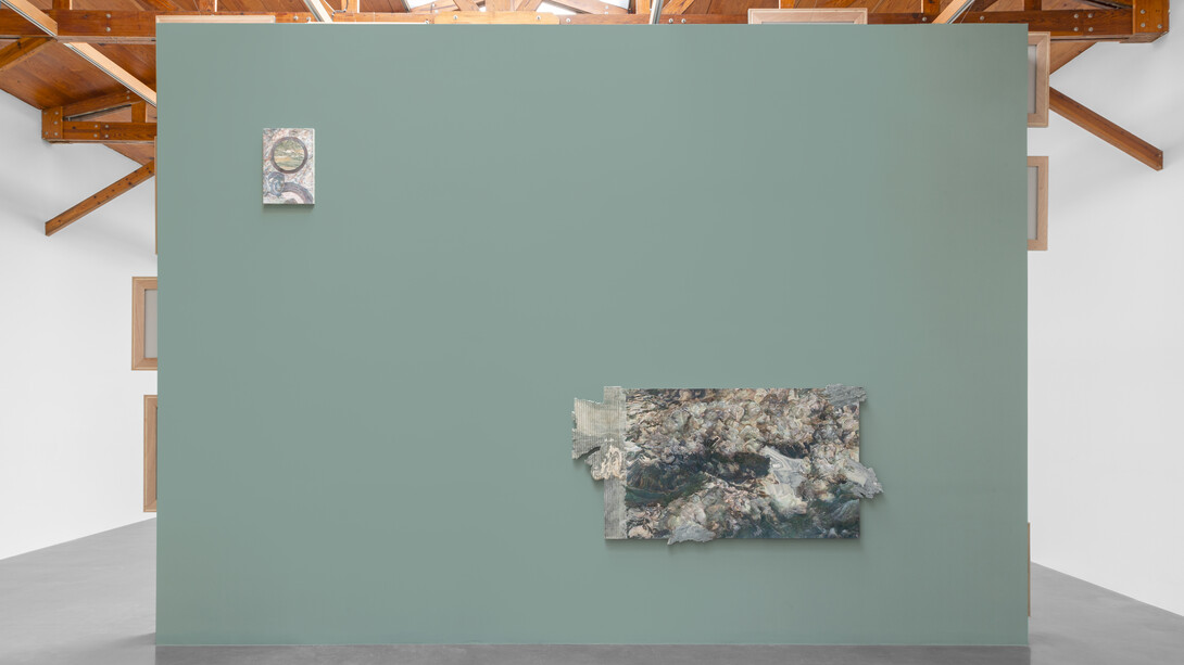 Anri Sala, exhibition view. Courtesy of kurimanzutto 