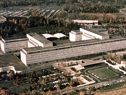 Vista aérea de la sede de la Agencia Central de Inteligencia (CIA)