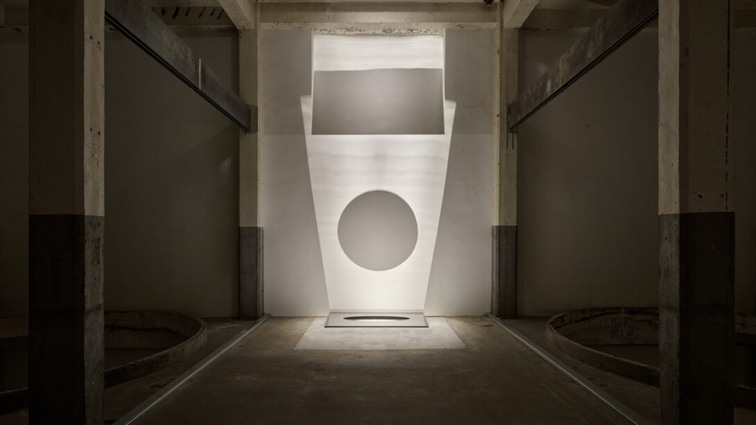 Germaine Kruip, Remanence, exhibition view. Courtesy of Axel Vervoordt