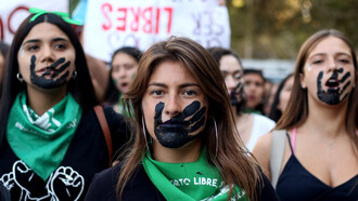 Nuestra gran osadía de hoy es sobrevivir al abuso del poder económico y social