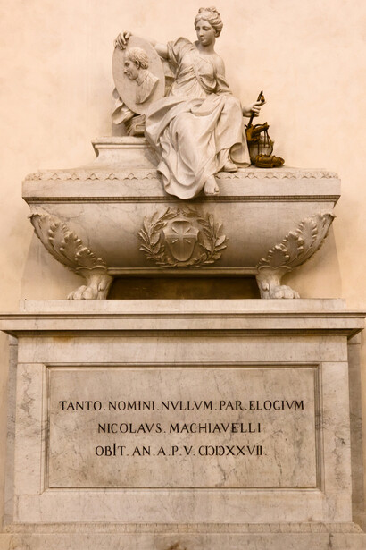 Tumba de Nocolás Maquiavelo en la Basílica de la Santa Cruz, Florencia