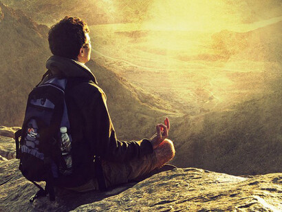 Chiunque abbia praticato yoga immerso nel verde,  sa che potenza acquisisca l'esperienza