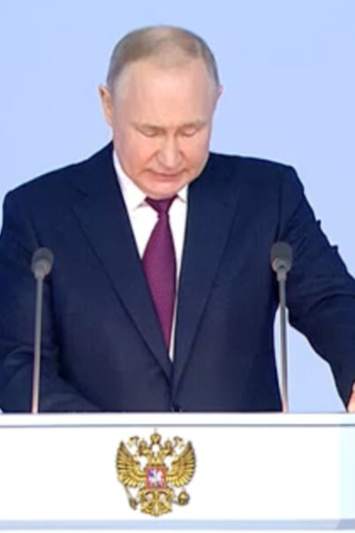  Putin ha ordinato l'uso di nuovi armamenti, come il missile "Oreshnik", per mantenere un vantaggio strategico e rispondere alle forniture occidentali all'Ucraina  