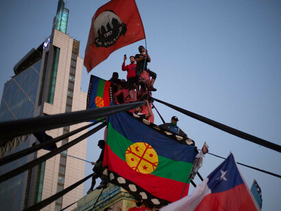 Ciudadanos chilenos festejan el resultado del plebiscito