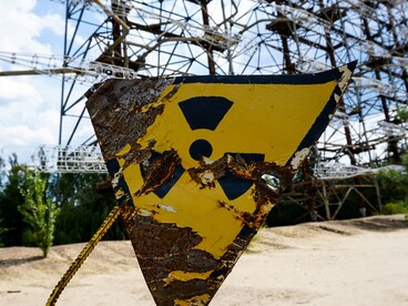 La deterrenza nucleare mantiene un equilibrio fondato sulla minaccia reciproca, mentre la proliferazione degli arsenali e le trasformazioni tecnologiche rendono sempre più fragile la sicurezza internazionale
