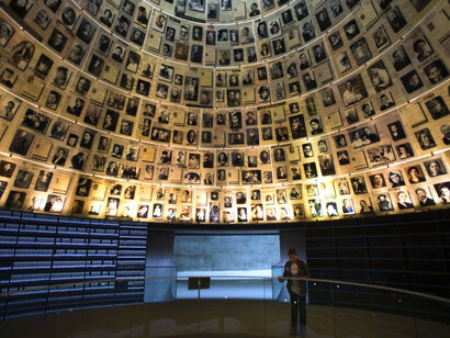 Salón de los nombres en el Museo de historia del Holocausto Yad Vashem, Jerusalem