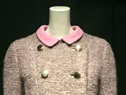 Gabrielle Chanel, Manifeste de Mode, exhibition at Mitsubishi Ichigokan Museum in Tokyo. Gabrielle Chanel. Suit jacket, skirt, bodice and belt. Spring-Summer 1965. Wool tweed and silk chenille, hand painted galalith, silk gauze. Paris, Palais Galliera, Purchase, inv. 1991.68.2.A-D