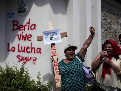 Manifestación en recuerdo de la activista ecológica Berta Cáceres