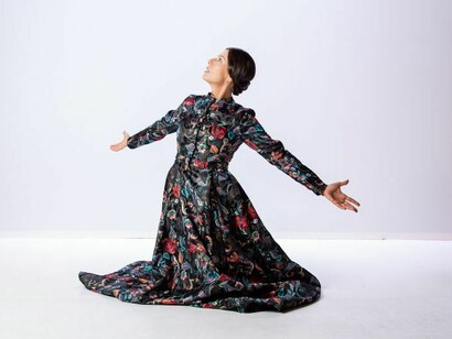 Daniela Poggi, a teatro nei panni di Emily Dickinson, unica interprete di "Vertigine in altezza", diretta da Emanuele Gamba © Filippo Manzini