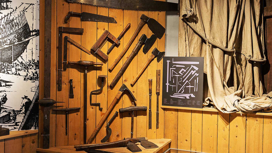 Shipbuilding. Courtesy of Sjöhistoriska museet