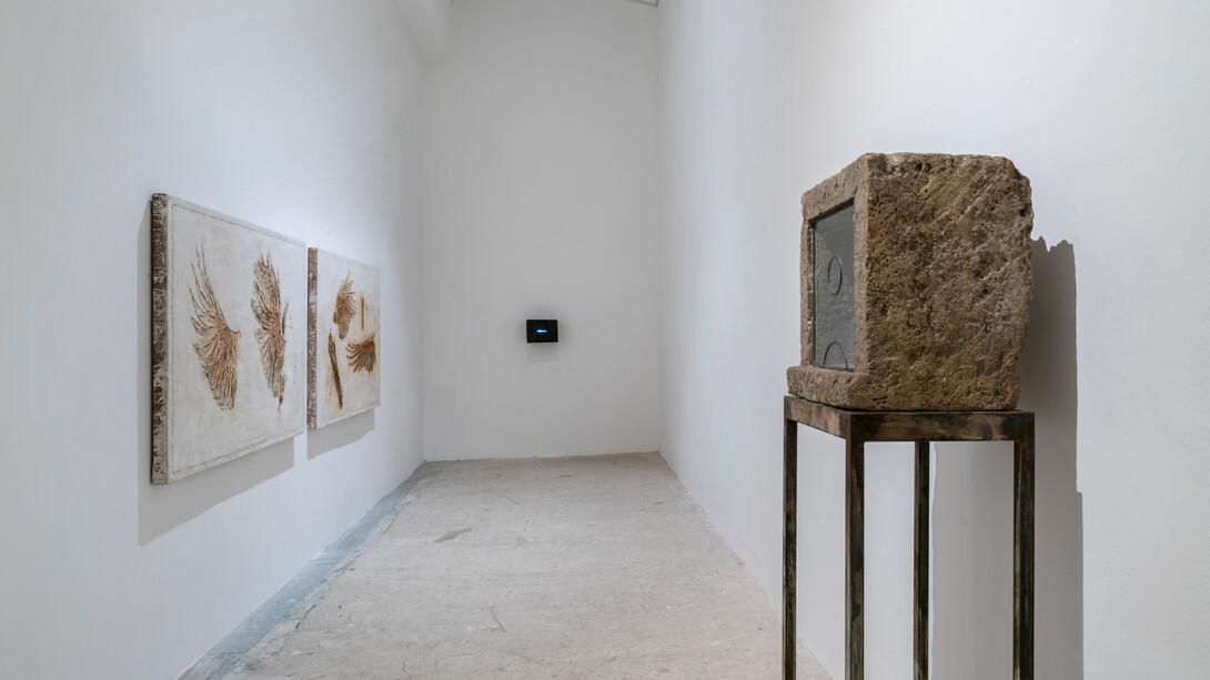 Yoan Capote, Ruido blanco, veduta della mostra. Per gentile concessione di Galleria Continua