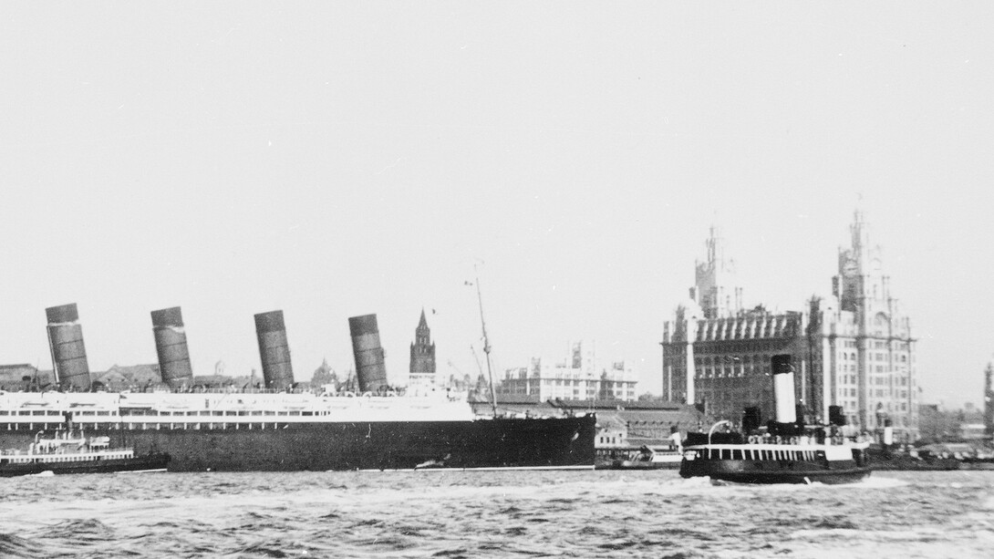 Lusitania alongside Liverpool landing stage c1911-14 - National Museums Liverpool; copyright unknown believed to be expired
