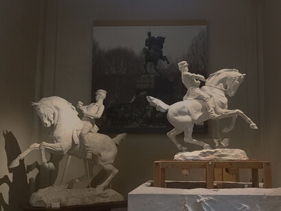 La gipsoteca dello scultore Davide Calandra nel Museo Civico