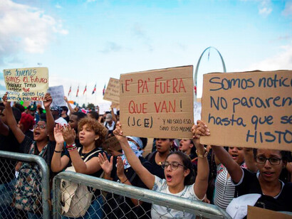 Los dominicanos protestan ante la posibilidad de que las elecciones presidenciales de vieran afectadas