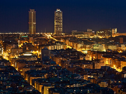 Barcelona. The city by night