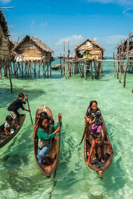 Palafitte costruite sul mare nella parte meridionale di Sulawesi 