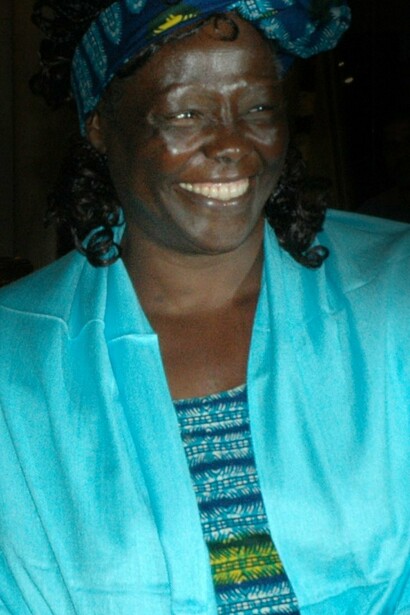 Wangari Maathai (1940-2011), activista ambiental keniata y ganadora del premio Nóbel de la Paz en 2004
