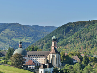 La abadía de St. Trudpert (Kloster St. Trudpert) es un antiguo monasterio benedictino —ahora la casa principal de las Hermanas de San José de St. Trudpert— en Münstertal, en el sur de la Selva negra, Baden-Württemberg, Alemania