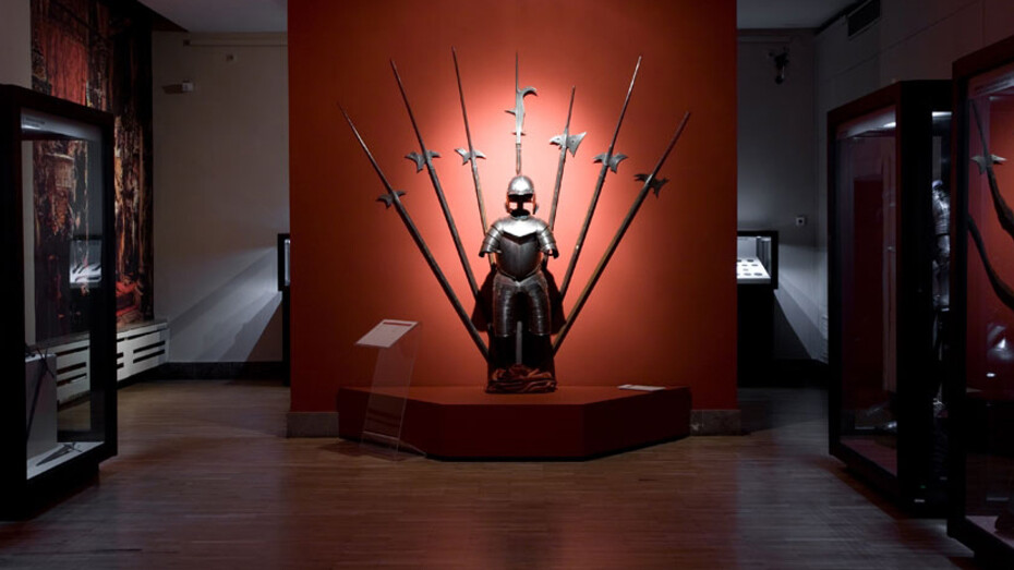 Arms and Uniforms in Poland. Courtesy of National Museum