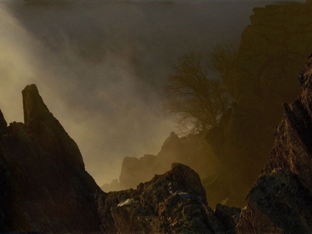Ori Gersht, Evaders, On Edge, 2009