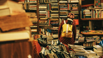 Las novelas ofrecen una mirada única y profunda a los tiranicidios de Trujillo y Somoza, fusionando historia y literatura