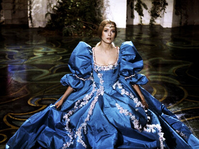 Catherine Deneuve nel film "La favolosa storia di Pelle d'Asino"