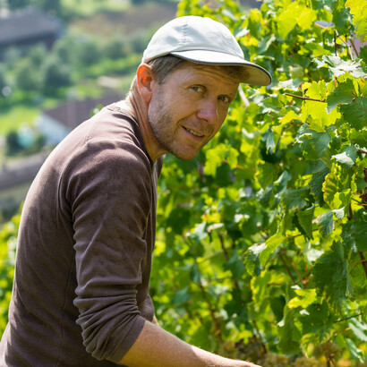 Explore how Hauksson's wines, imbued with terroir expression and minimal intervention, redefine the art of winemaking