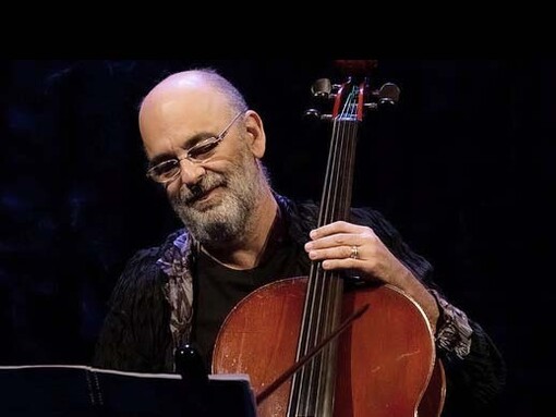 Jaques Morelenbaum ha collaborato all'ultimo album di Joe Barbieri