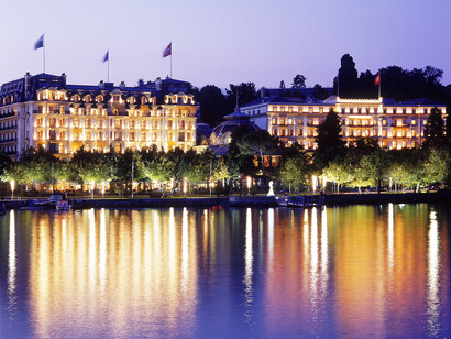Beau-Rivage Palace by night