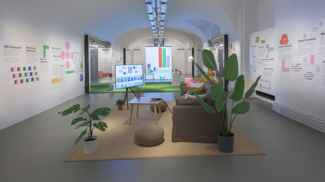 Blockchain, unchained. New tools for democracy, ausstellungsansicht. Mit freundlicher genehmigung des Museum für angewandte Kunst