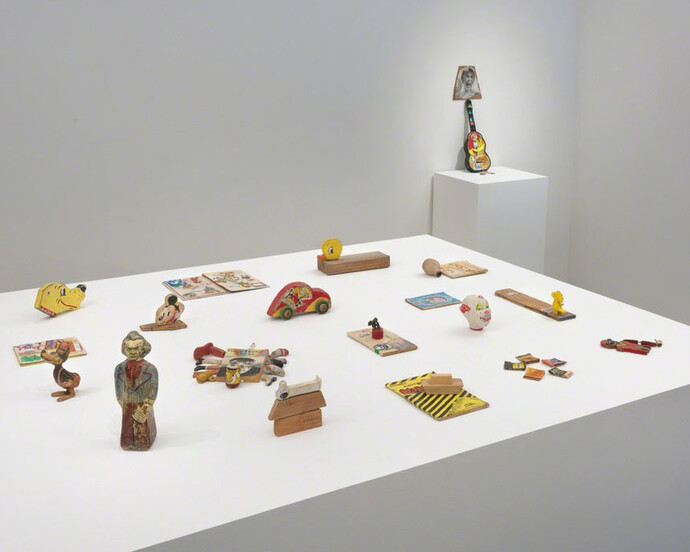 Kristen Morgin, Exhibition view. Courtesy of Marc Selwyn Fine Art