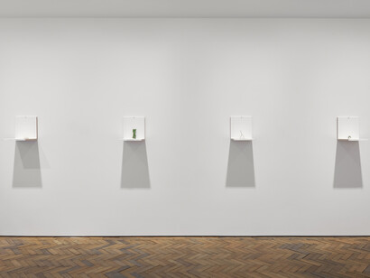 Richard Tuttle. TheStars, installation view. Courtesy of Modern Art