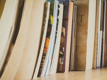 The raw materials of the New Left: books and academic journals filled these shelves, forming the intellectual arsenal against the war in Indochina