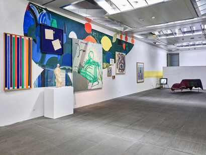 Verschiedene Künstler, Oh, clock! (Teil 2), Ausstellungsansicht. Mit freundlicher Genehmigung des Kunstmuseum Bern