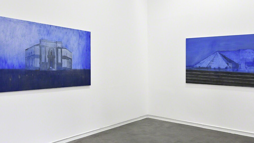 Tirana-Versailles, Exhibition view. Courtesy of Galerie Mitterrand