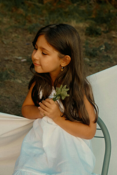     A importância de conviver com obras de arte em casa e como isso molda nossa sensibilidade e apreciação artística