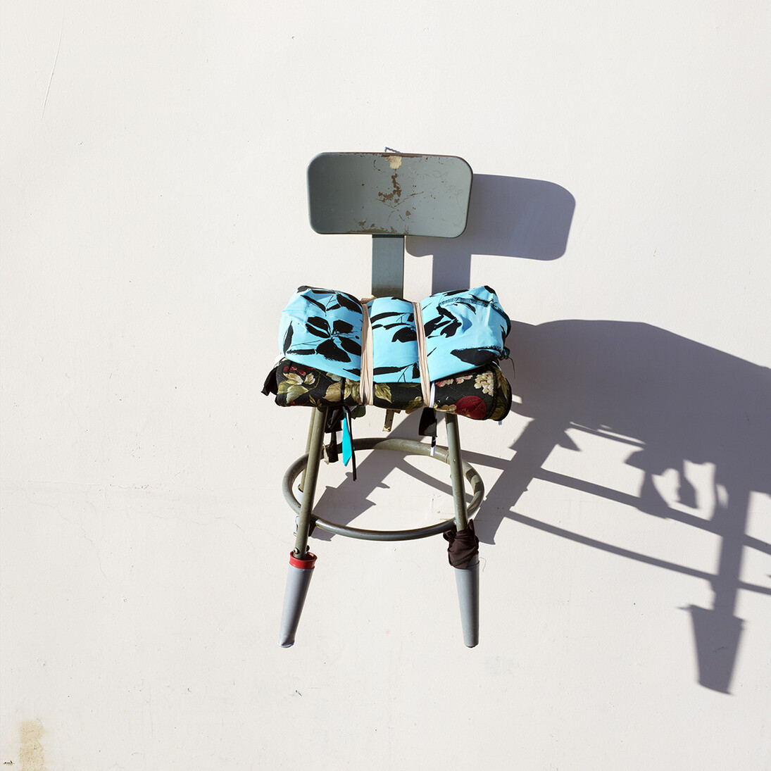 Anthony Lepore, Factory Chair #1, 2015, 38 x 32 inches, Archival pigment print on aluminium. Courtesy of the Artist and Ghebaly Gallery, Los Angeles