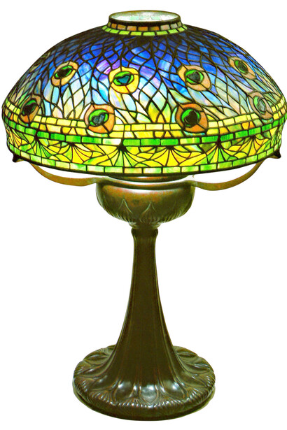 Tiffany & Co., Lampe au paon. Verre et bronze. Collection privée