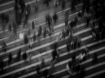 Queremos el cambio cuando observamos la rueda imparable que corre a un ritmo trepidante, con una vida que pasa sin darnos cuenta