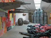 Phyllida Barlow, unscripted, exhibition view. Courtesy of Hauser & Wirth Gallery