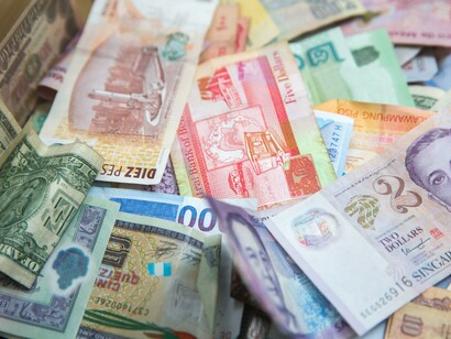 Il liberismo timona già da tempo verso la definizione di fatto di un ordine mondiale ad esso confacente