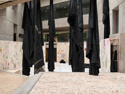 Oscar Murillo, Spirits in the swamp, exhibition view. Courtesy of Museo Tamayo