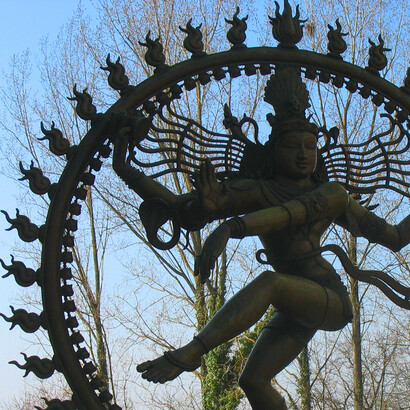 La statua di Śiva Nataraja presso il CERN di Ginevra