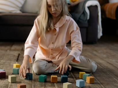 Costruzioni. Per vivere, dobbiamo agire e quindi semplificare continuamente