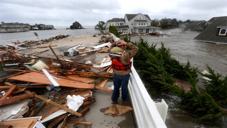 Mantoloking, New Jersey: in the US, by the end of the century millions of citizens could be forced to move due to climate change 