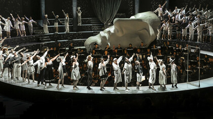 'Les Troyens' es una ópera en cinco actos con música de Hector Berlioz y libreto en francés del mismo compositor