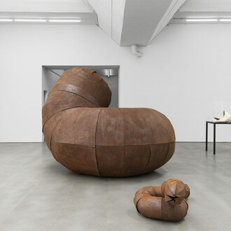 Caroline Mesquita. Courtesy of carlier | gebauer